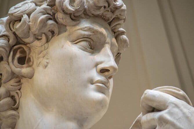 Essential Florence Walking Tour with an Expert Local Guide - Who Should Book This Tour?