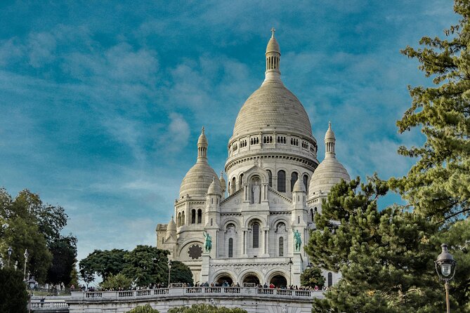 Essential Montmartre Private Walking Tour - Cultural Icons and the Neighborhood’s Modern Face