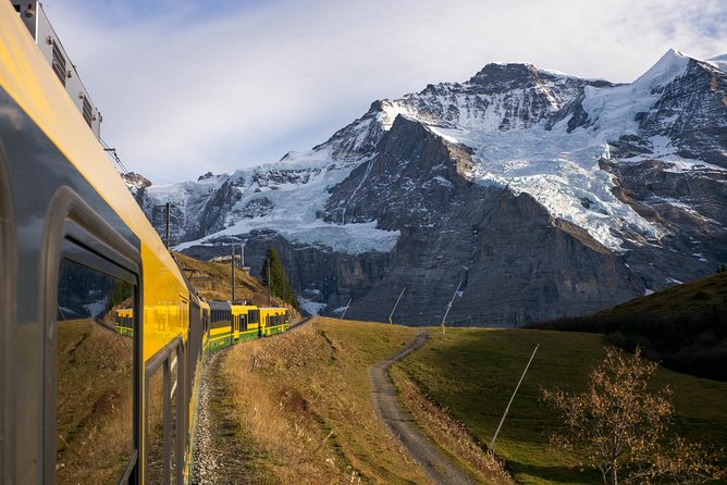 Jungfraujoch Day Trip from Zurich: Swiss Alps & Bernese Oberland - Descending and Returning