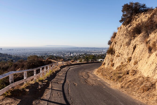 Los Angeles Private Mulholland Drive Scenic and Santa Monica Tour - The Sum Up