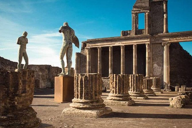 Naples Shore Excursion: Naples City and Pompeii Half Day Sightseeing Tour - Guide and Narration: The Heart of the Tour