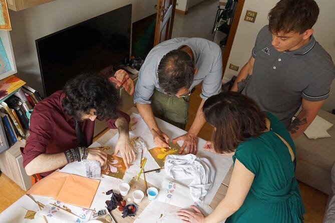 Painting Experience in Florence: Create Your Own Florentine Lily - Who Will Love This Experience?