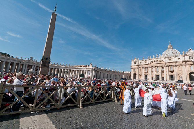 Papal Audience with Pope Leo XIV and Expert Local Guide - FAQ