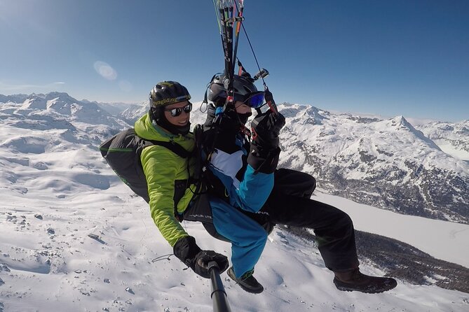 Paragliding Tandem Flights in Engadin - The Traveler’s Perspective: Authentic Insights from Reviews