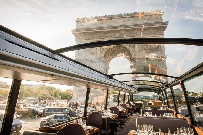 Paris Bustronome Gourmet Sightseeing Lunch on a Panoramic Bus - The Crowd & Group Size