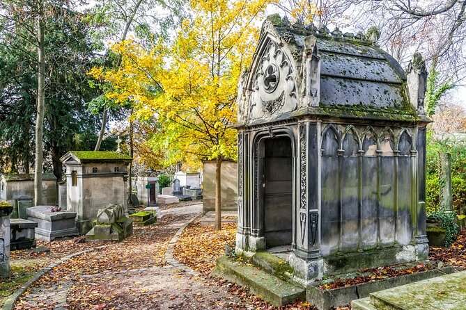Père Lachaise Cemetery Art: Watercolor Postcard Workshop in Paris - Practical Details and Tips