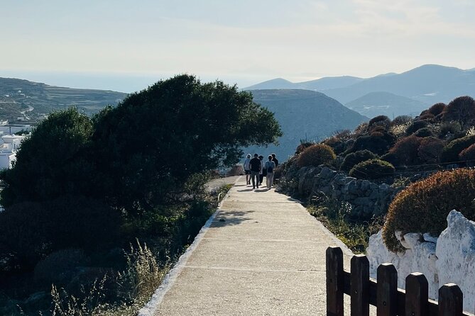 Poly's Island Guided Tour in Folegandros - FAQ