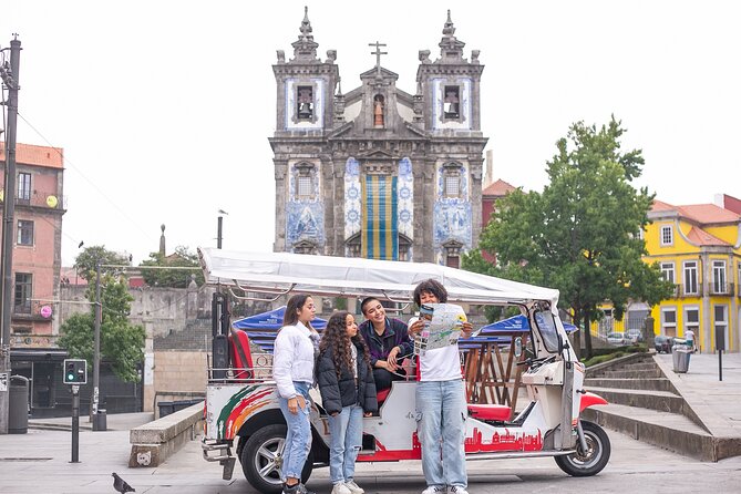 Porto: Tuk tuk vip guided tour - 1.30h - Who Should Book This Tour?