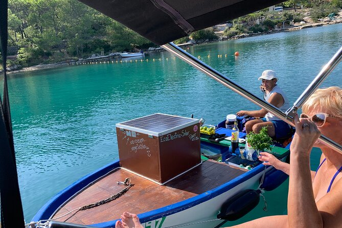 Private boat trip - Hvar Brac and Pakleni islands from Split - Authentic Insights from Reviewers