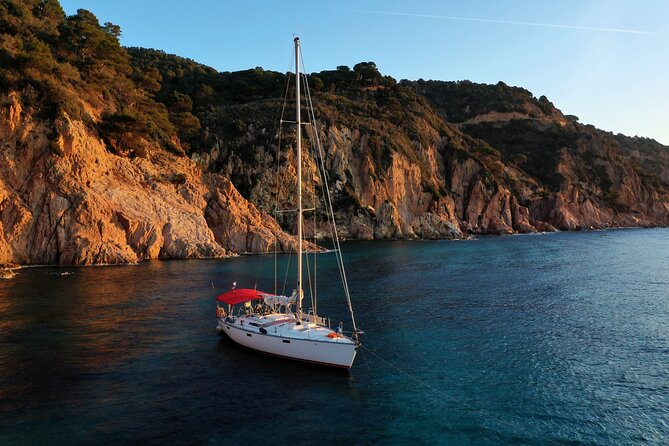 Private sailing tour with aperitif in Barcelona - FAQ