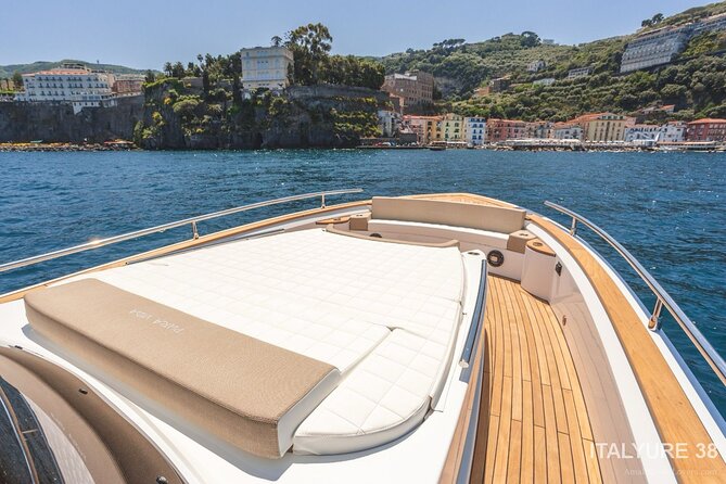 Private tour in Premium Yacht from Sorrento to Capri and Positano - FAQ