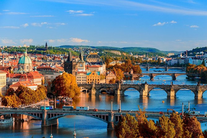 Private Transfer from Vienna to Prague with 2h of Sightseeing - Price vs. Value
