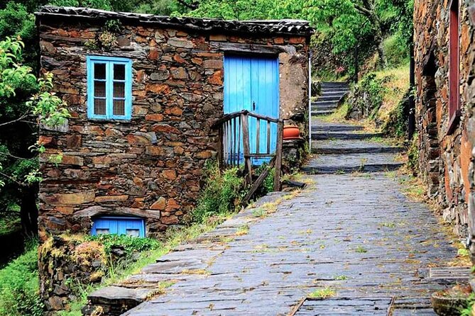 Schist Villages and Medieval Castles Tour - FAQs