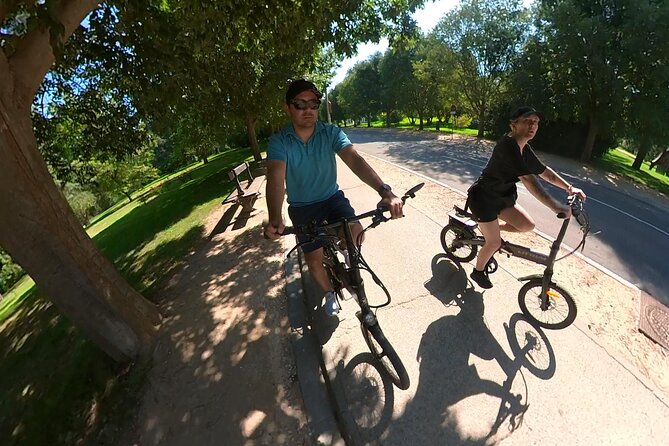 Sunset E-Bike Adventure: Green Madrid Tour - Scenic Lake and River Views