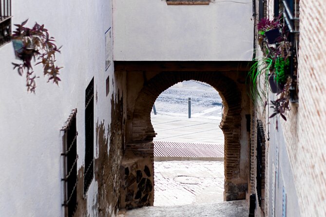 8-hour Private Tour to Toledo from Madrid with Certified Guide - FAQs