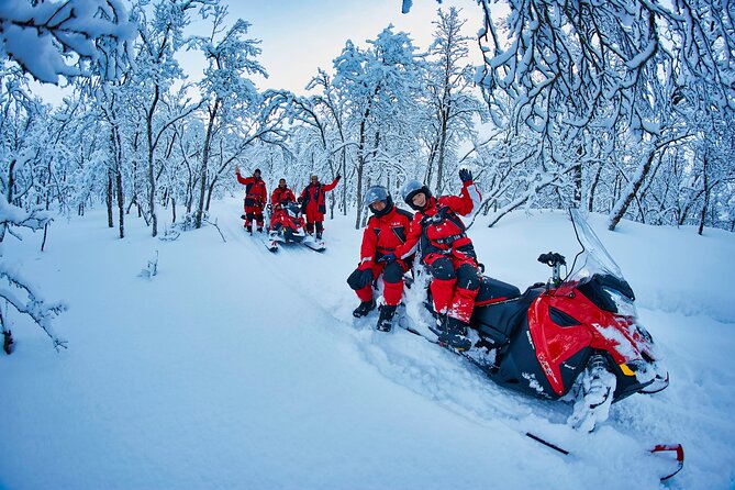 Aurora Crystal Lavvo Overnight stay with snowmobile trip - FAQ