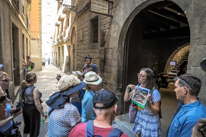 Barcelona Highlights & Sagrada Familia Skip-the-Line Private Tour - Analyzing the Cost: Is It Worth It?