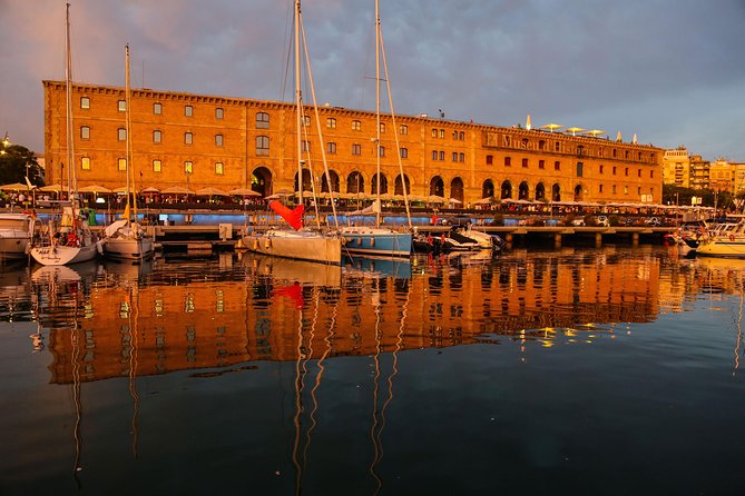 Barcelona Unique Sunset Sailing Experience with Tapas & Open Bar - Who Should Book This Tour?