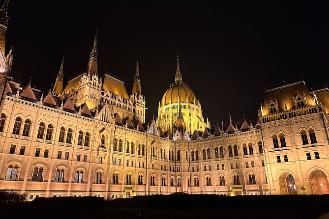 Budapest Evening Sightseeing Cruise with your own Chauffeur - FAQ
