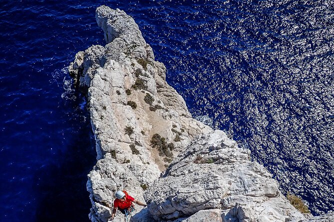Discovery Climbing Large Routes in the Calanques of Marseille - Why This Tour Suits You