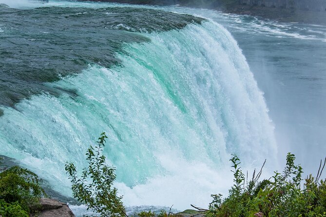 Niagara Falls Day Trip by Air from New York City - FAQs