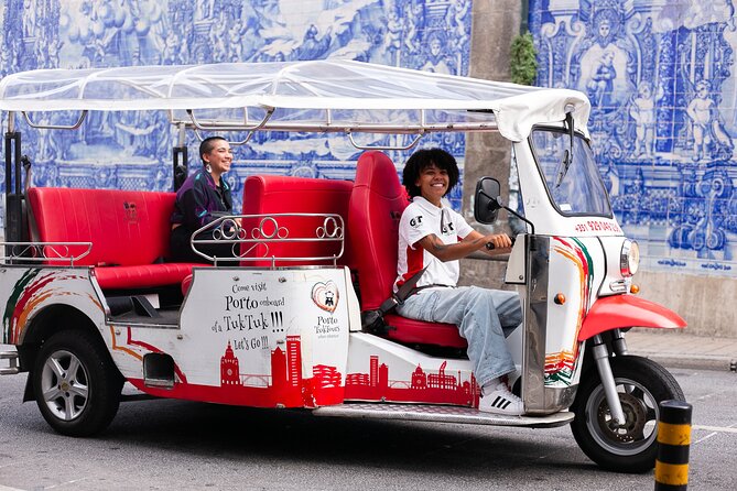 Porto: Tuk tuk vip guided tour - 1.30h - FAQ