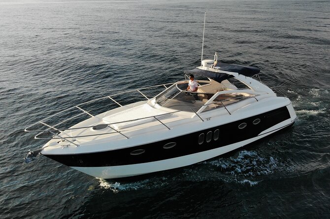 Private 4h Half-Day Luxury Boat Trip from Puerto Banus, Marbella - FAQ