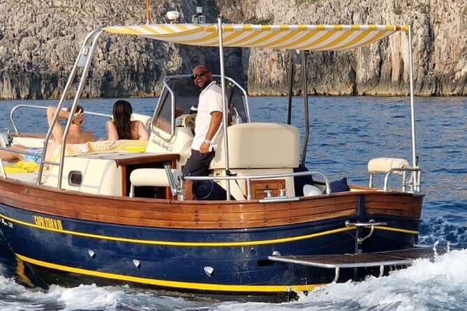Private boat tour Capri Full day - FAQ