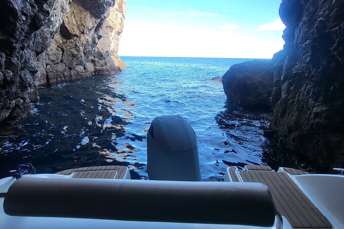 Private Boat Tour Tailor-Made 8h-All Inclusive - FAQ