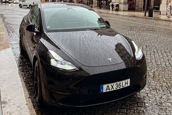 Private Customizable Tour of Lisboa Porto with Transfer - Price and Value