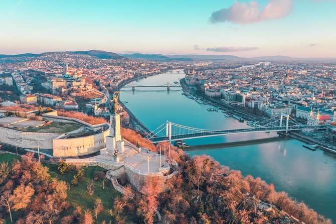 Private Transfer Vienna  Budapest, Hotel-to-Hotel, English-speaking driver - Who Is This Best For?