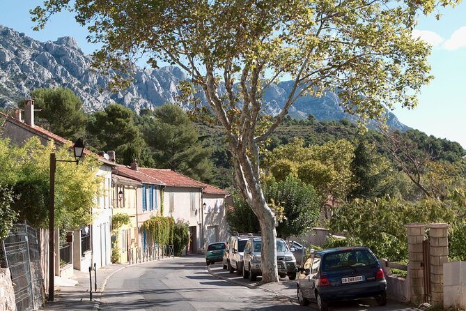 Romantic Couple's Day to Relax in Provence off the beaten path - FAQs
