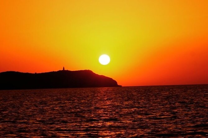 Sunset Beach Tour 3 HS all Inclusive ( Paddle boards , Kayaks & Snorkeling) - FAQ