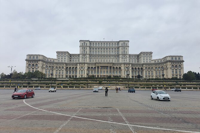 6h Bucharest Communism Private Tour - Ceausescu Mainson - Introduction