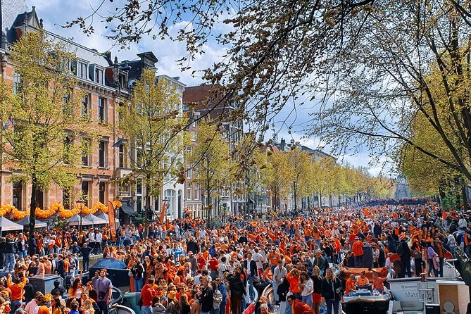 Amsterdam Kings Day Boat Party with Unlimited Drinks 2025 - FAQ