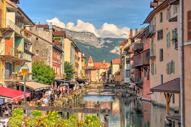 Annecy Scavenger Hunt and Highlights Self-Guided Tour - The Sum Up