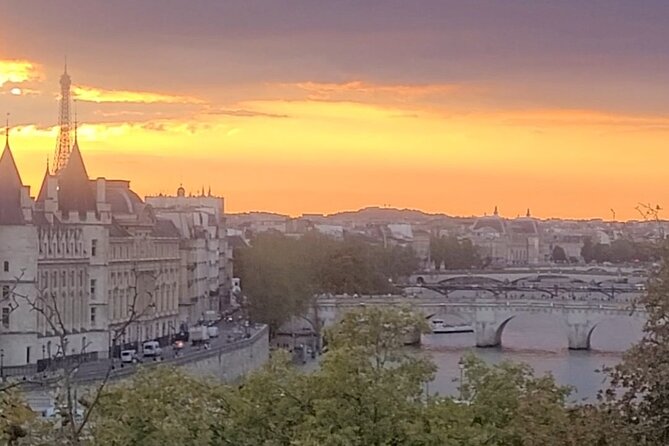 Fun Painting Class in a Professional Art Studio with a View - FAQ