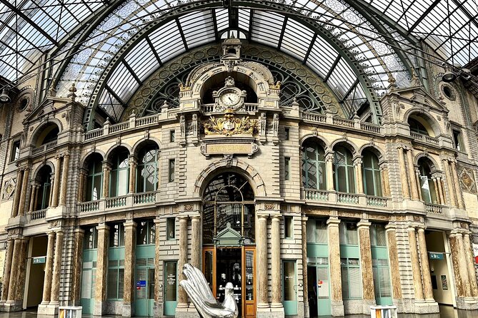 Private Arrival Transfer from Brussels Airport or city to Antwerp with Business car - The Sum Up
