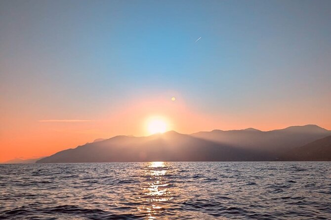 Sunset Boat Tour with Aperitif on the Amalfi Coast - Who Should Consider This Tour?