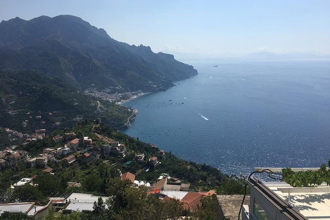 Transfer Naples to Ravello and stop in Pompeii - In The Sum Up