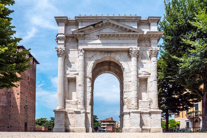 Verona Walking Tour with an APP - What You Might Miss