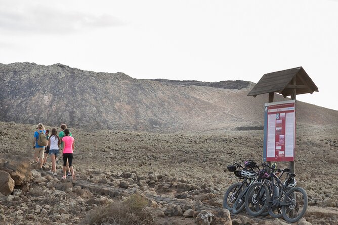 Volcanic Discovery PREMIUM eBike Tour; easy level: 35 km - FAQs
