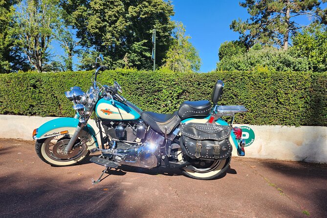 Vintage Motorcycle Rental in Paris - FAQs