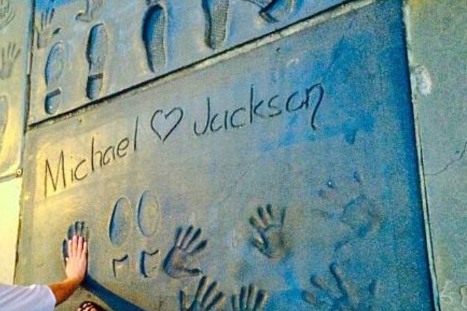 A Tribute Tour: Michael Jackson's Path in Los Angeles - A Tribute Tour: Michael Jackson’s Path in Los Angeles – A Detailed Review