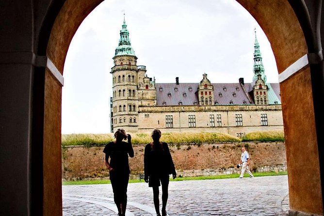 Afternoon Hamlet Castle Tour to a UNESCO World Heritage Site. - Good To Know