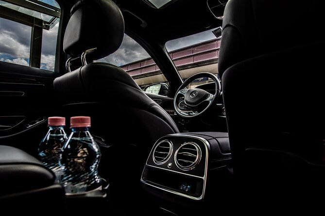 Airport Transfer and City Orientation Private Tour in Budapest - Good To Know