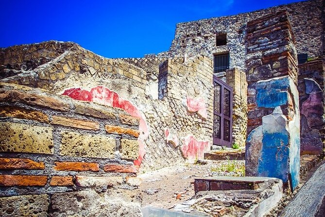 Amalfi Coast to Naples Transfer and 2-Hour Pompeii Private Tour - Introduction