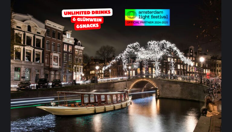 Amsterdam: Light Festival Heated Cruise with Drinks Option