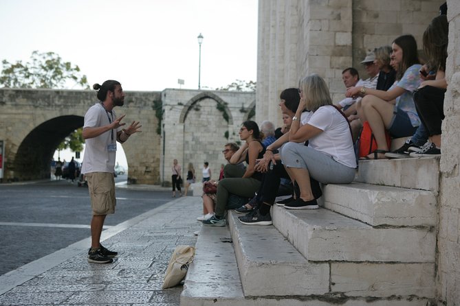 Bari Vecchia Group Tour in Italian - Good To Know
