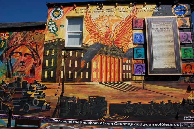 Belfast Famous Black taxi political mural peace wall tour 2 hour - A Unique Way to Discover Belfast’s Murals and Walls